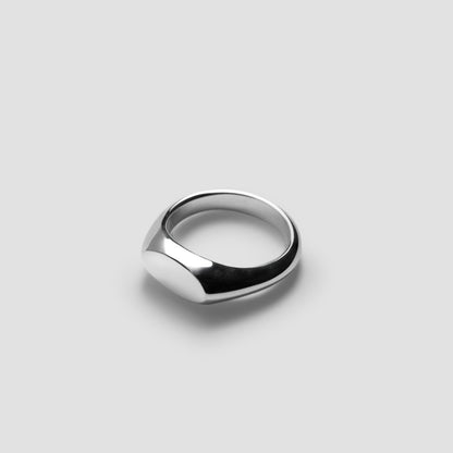 Callisto × GROOVY Sliver Signet Ring “Fine”